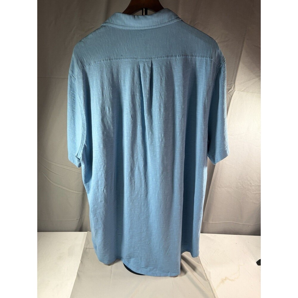 Liz Claiborne Flirty Boho Top Blue & White Print Short Sleeves V-Neck